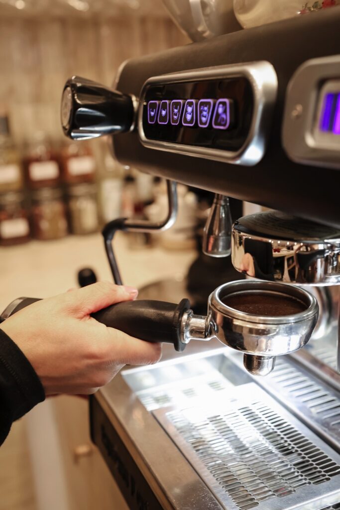 almondie_9V7A7606_bearb